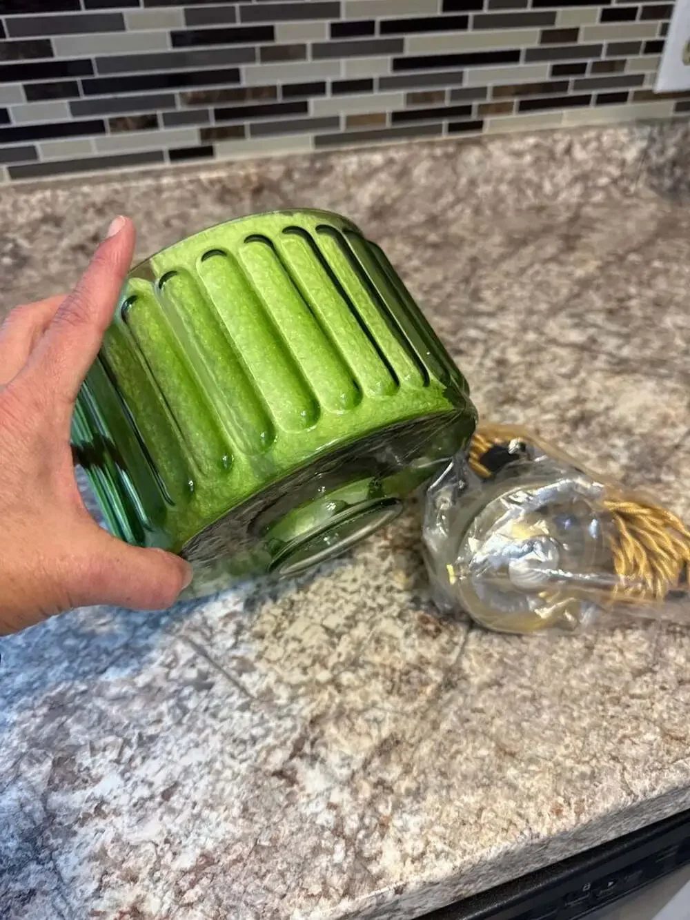Qufute Green Ribbed Glass Plug-In Pendant Light with Gold Braided Cord